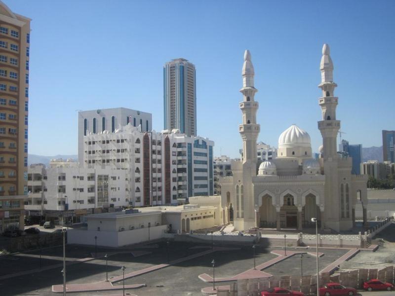 Royal Hotel Apartment Kalba エクステリア 写真