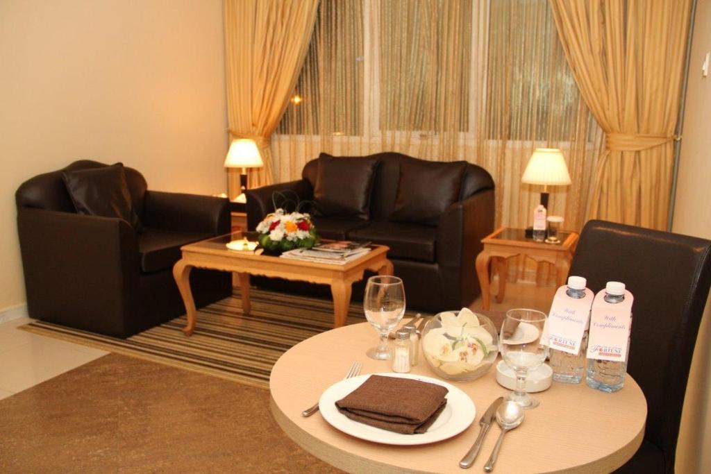 Royal Hotel Apartment Kalba 部屋 写真