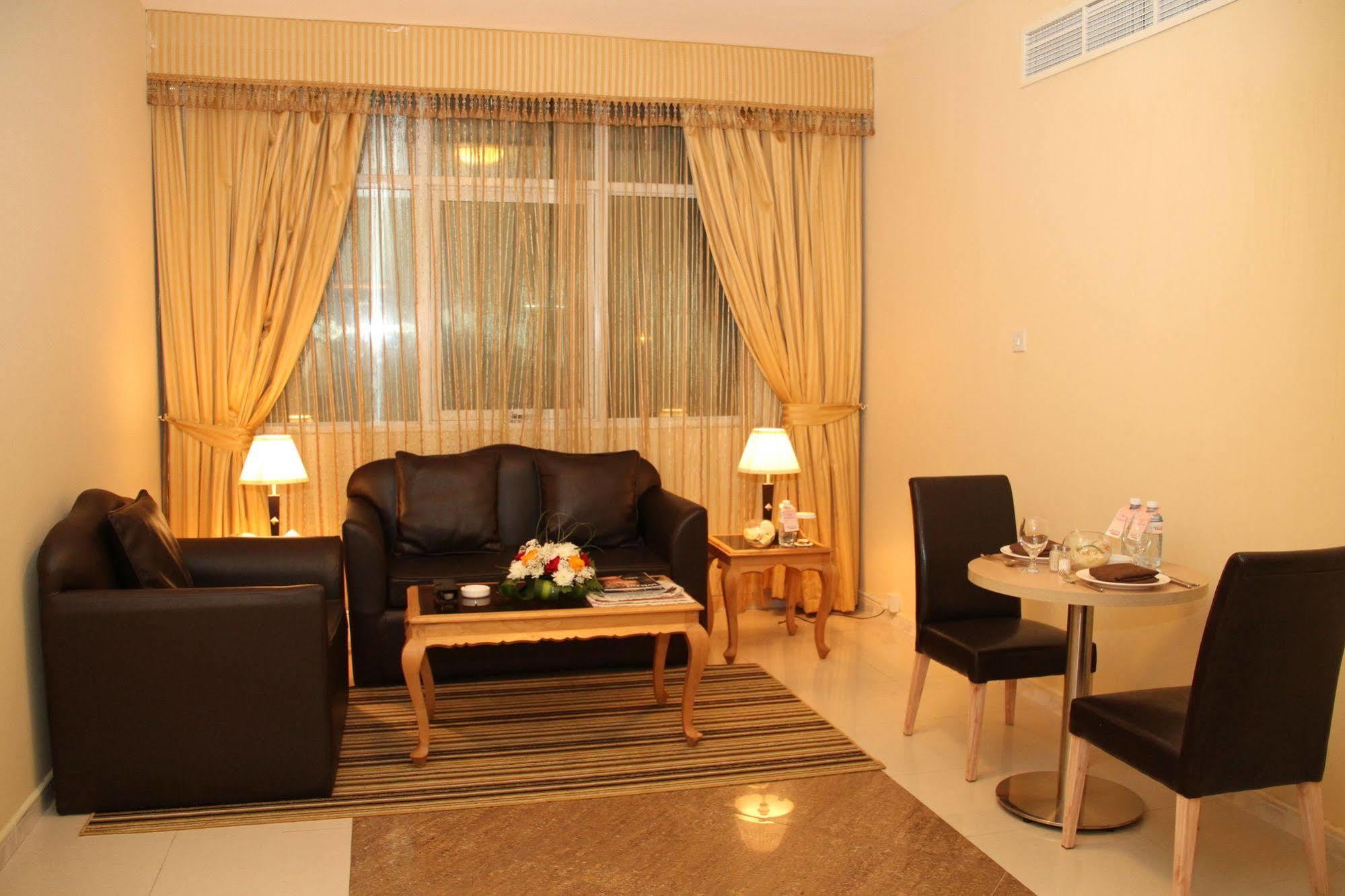 Royal Hotel Apartment Kalba エクステリア 写真
